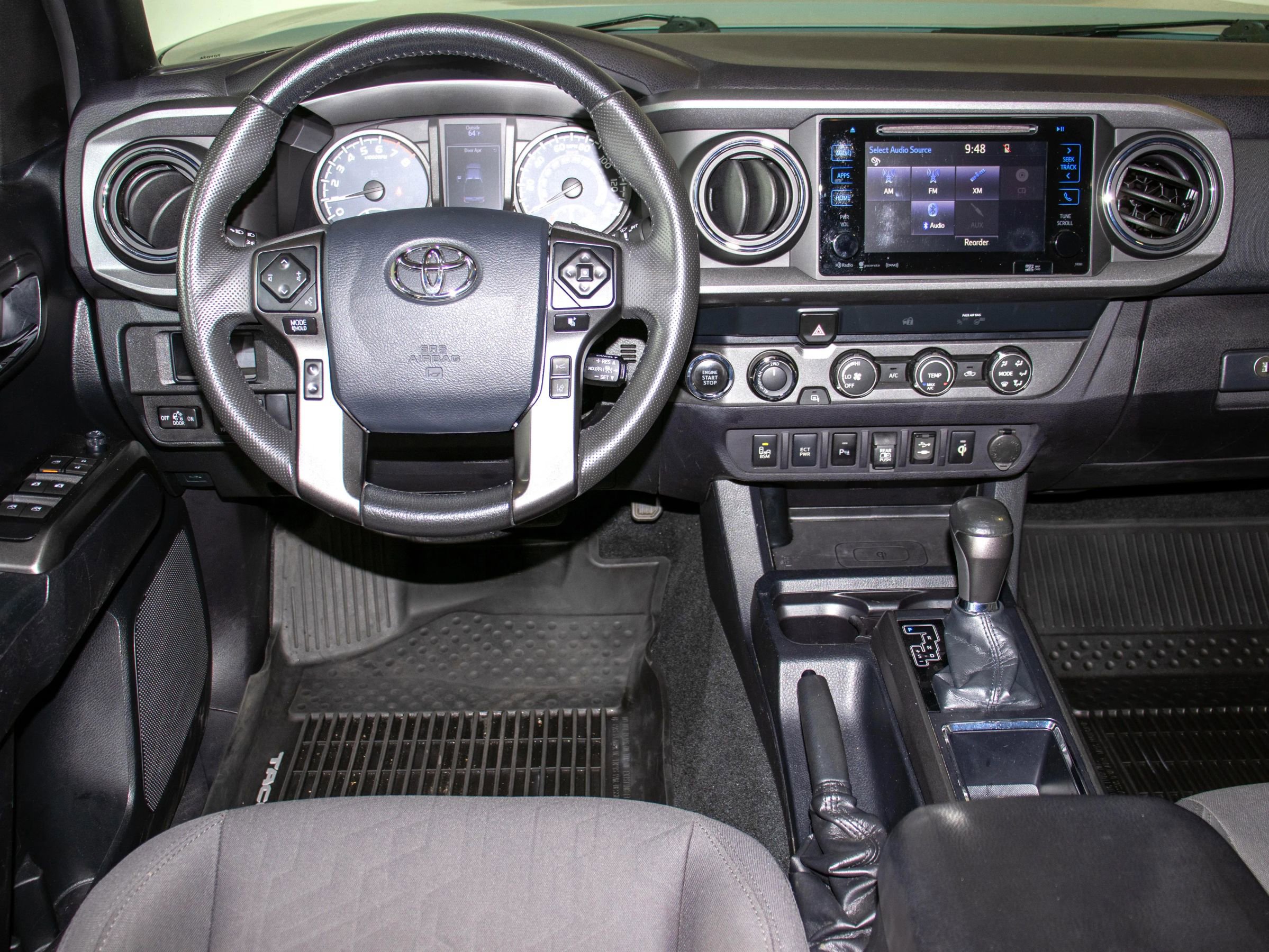 Used 2019 Toyota Tacoma TRD Sport image 11