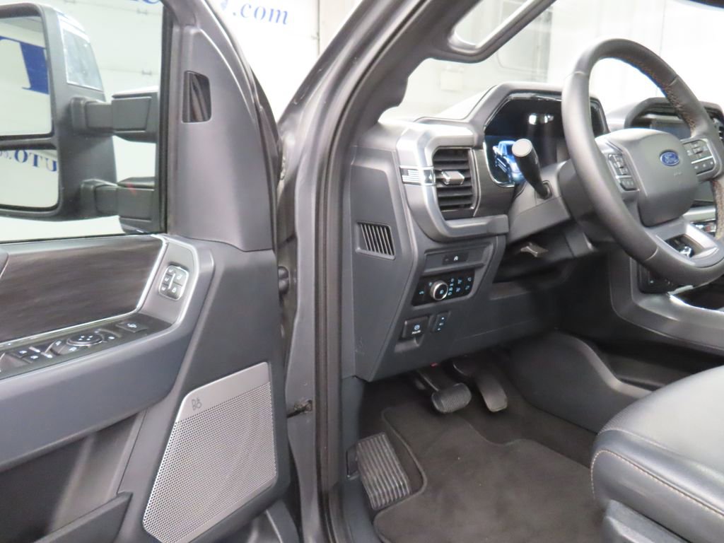 Used 2025 Ford F150 Lariat w/ Tow/Haul Package AWD/4WD image 56
