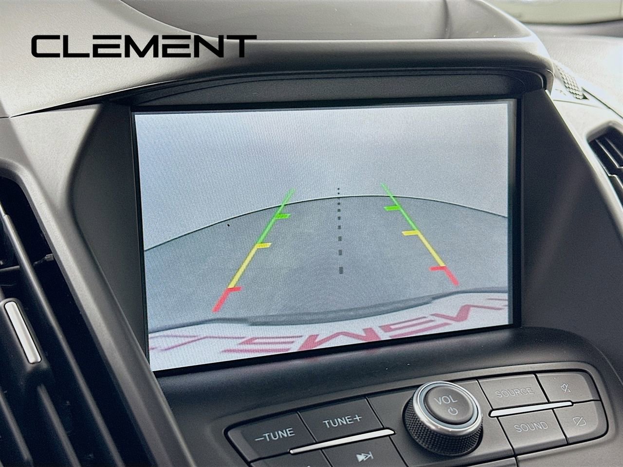 Used 2019 Ford Escape SEL image 20