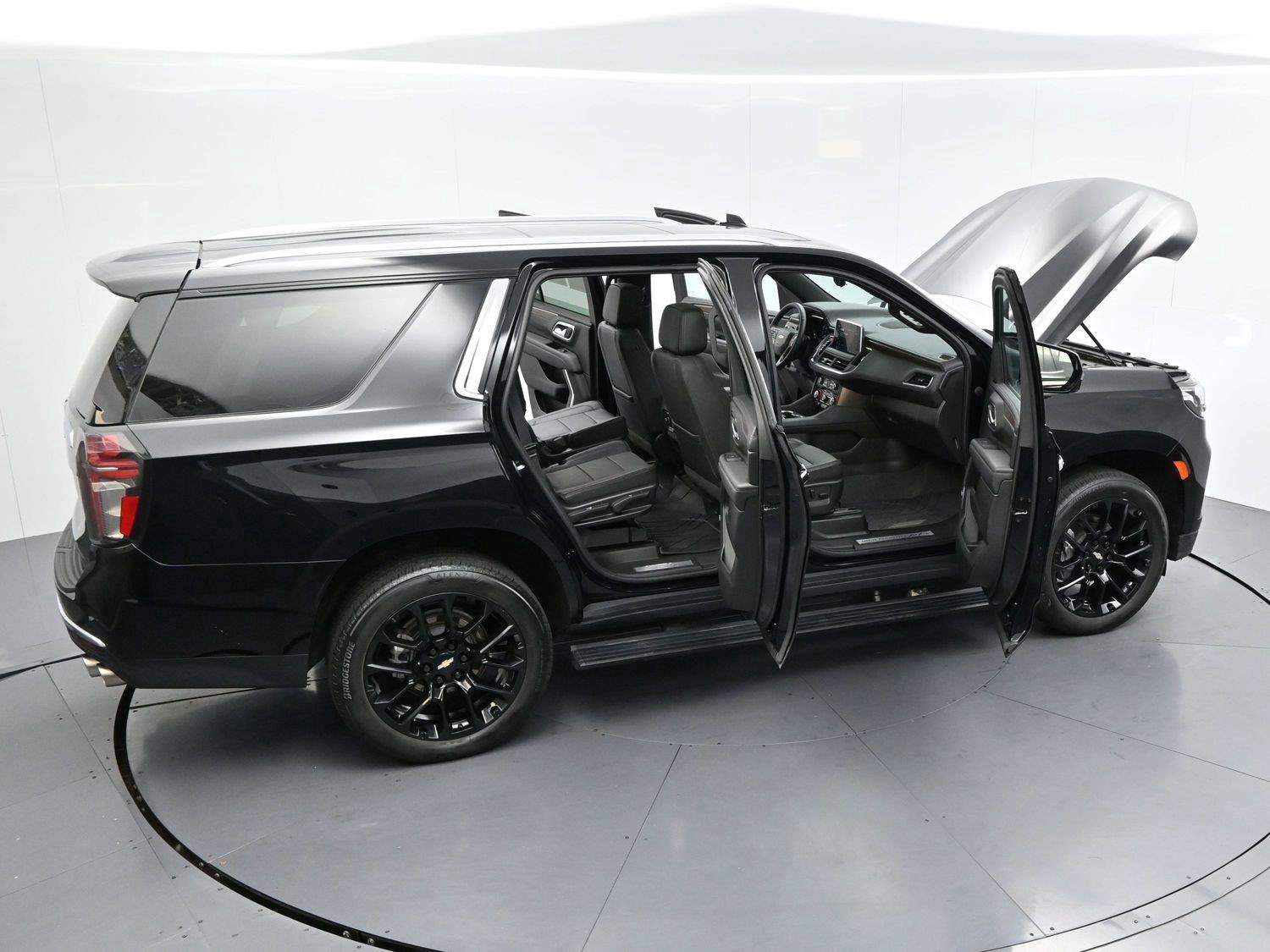 Used 2023 Chevrolet Tahoe High Country AWD/4WD image 41