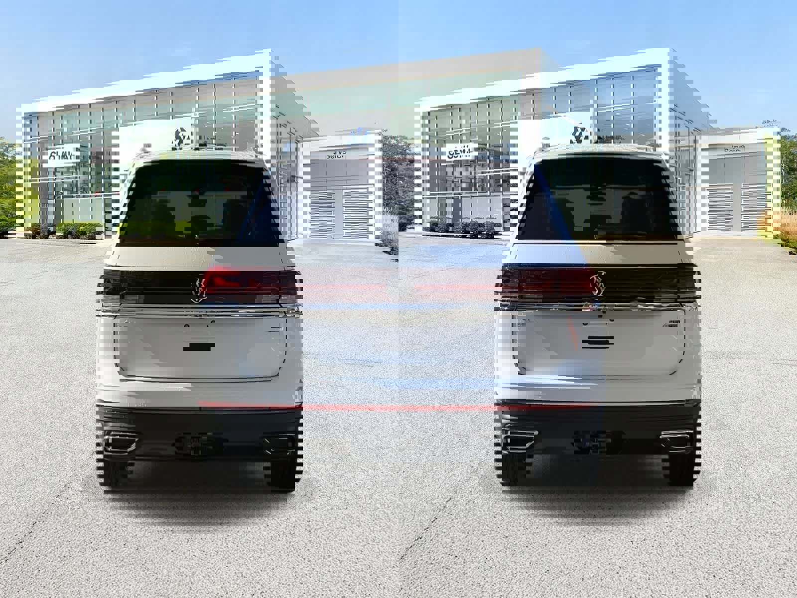 New 2026 Volkswagen Atlas SEL image 4