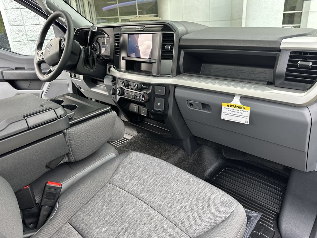New 2025 Ford F350 XL w/ 360-Degree Camera Package RWD image 14