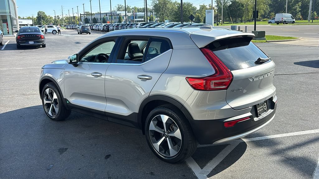 Certified 2024 Volvo XC40 B5 Core AWD/4WD image 3