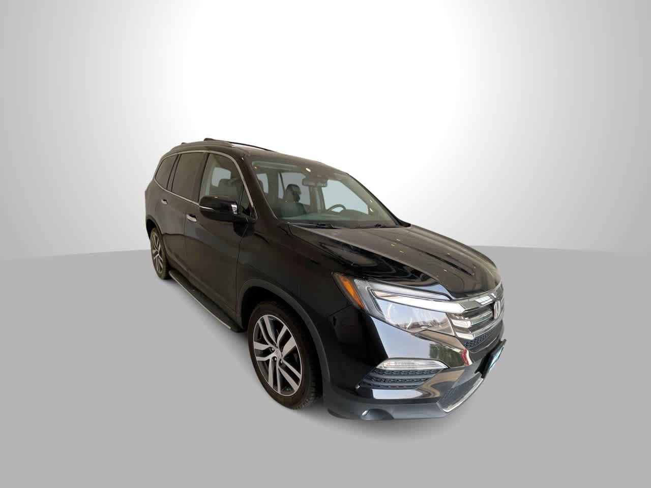 Used 2016 Honda Pilot Elite image 2