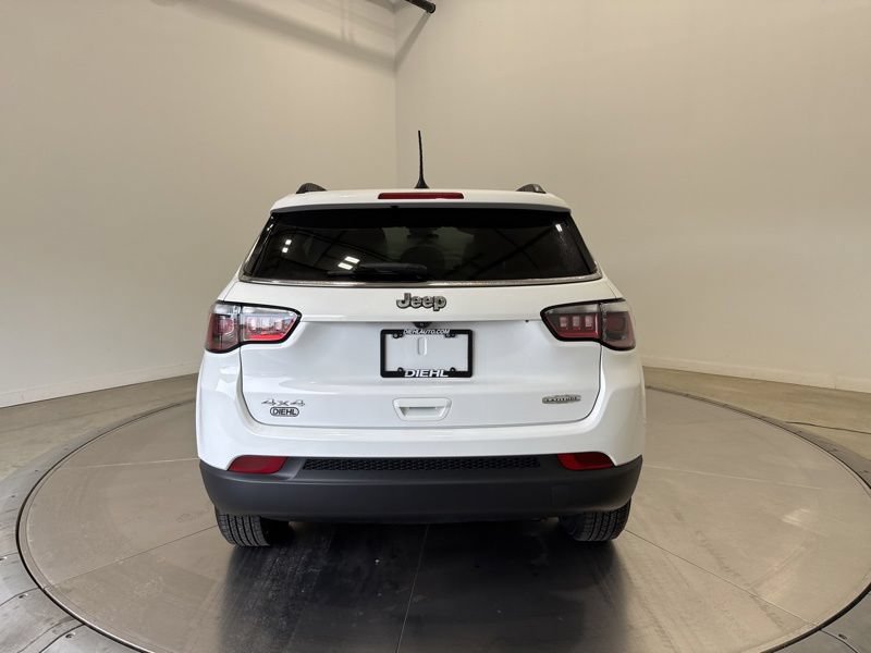 Used 2022 Jeep Compass Latitude w/ Convenience Group AWD/4WD image 6