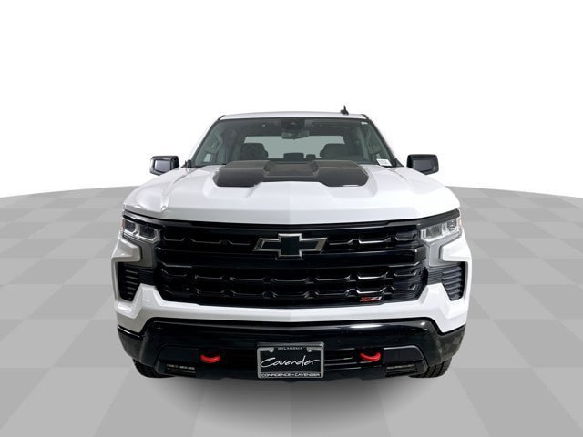 Used 2025 Chevrolet Silverado 1500 LT Trail Boss w/ Protection Package AWD/4WD image 3