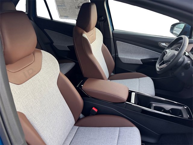 New 2025 Volkswagen ID.4 Pro image 16
