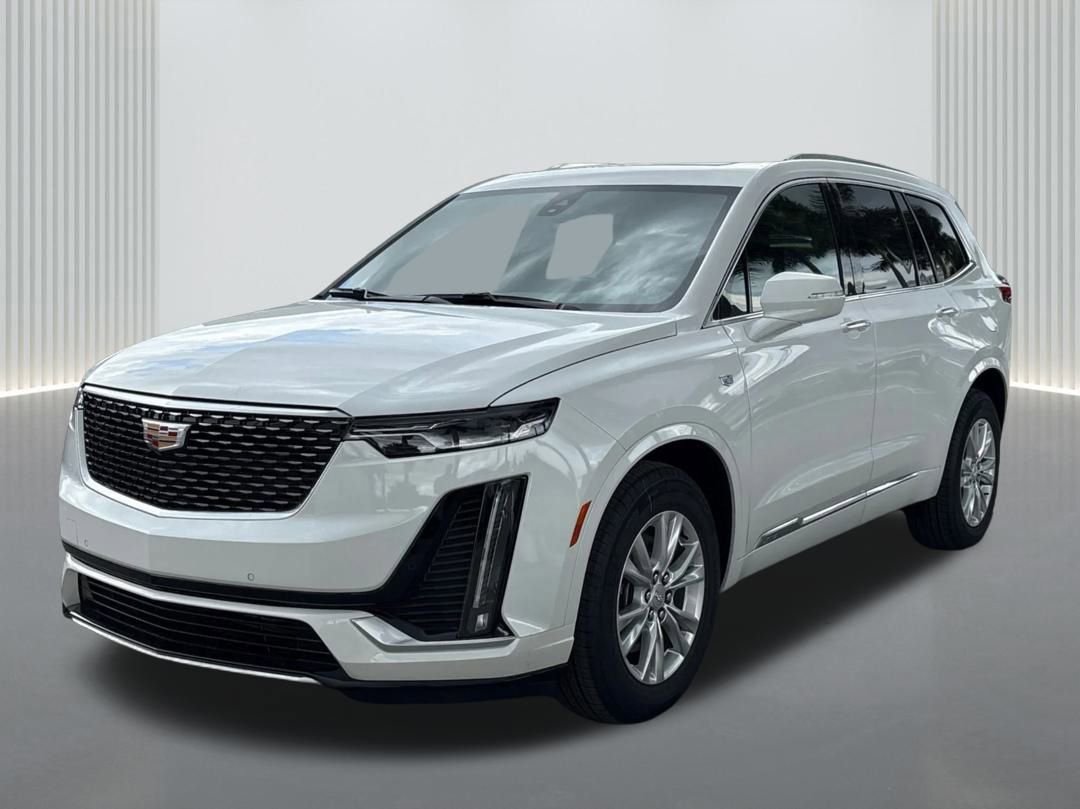 New 2025 Cadillac XT6 Luxury