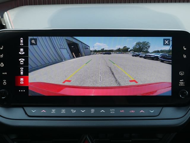 Used 2024 Dodge Charger Daytona R/T w/ Plus Group AWD/4WD image 9