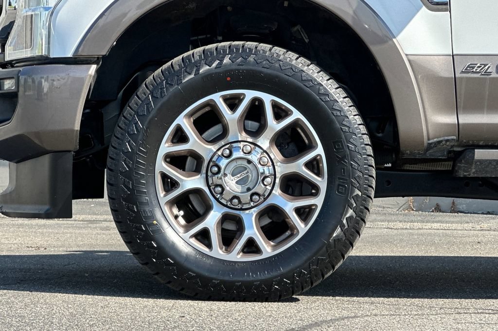 Used 2020 Ford F350 King Ranch w/ King Ranch Ultimate Package AWD/4WD image 26