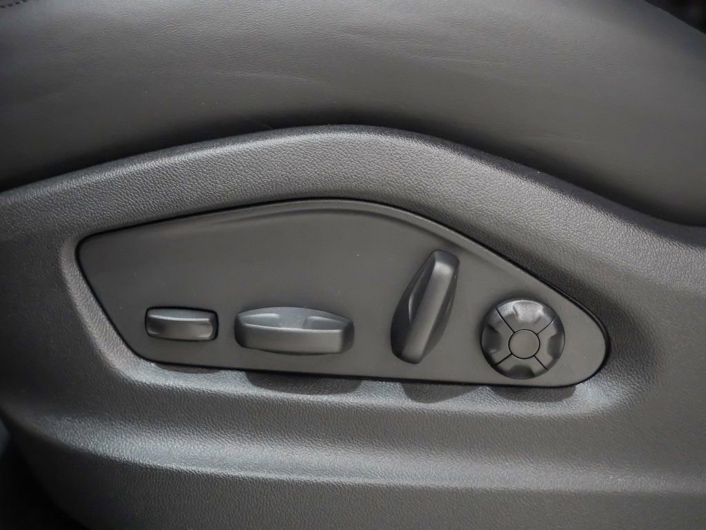 New 2026 Porsche Cayenne S image 24