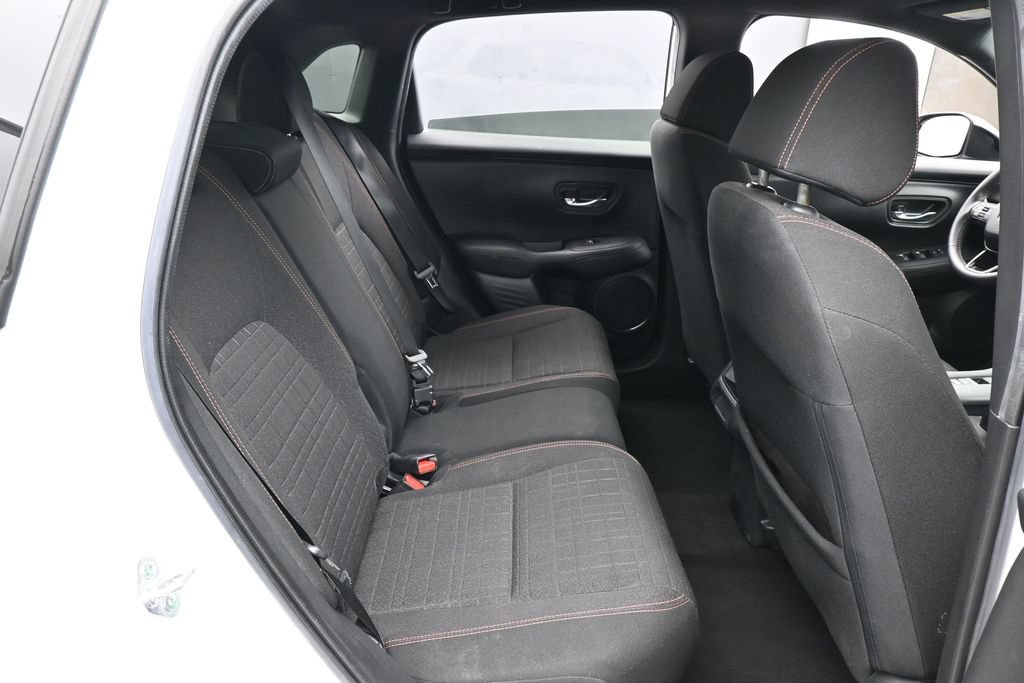 Used 2025 Honda HR-V Sport image 38