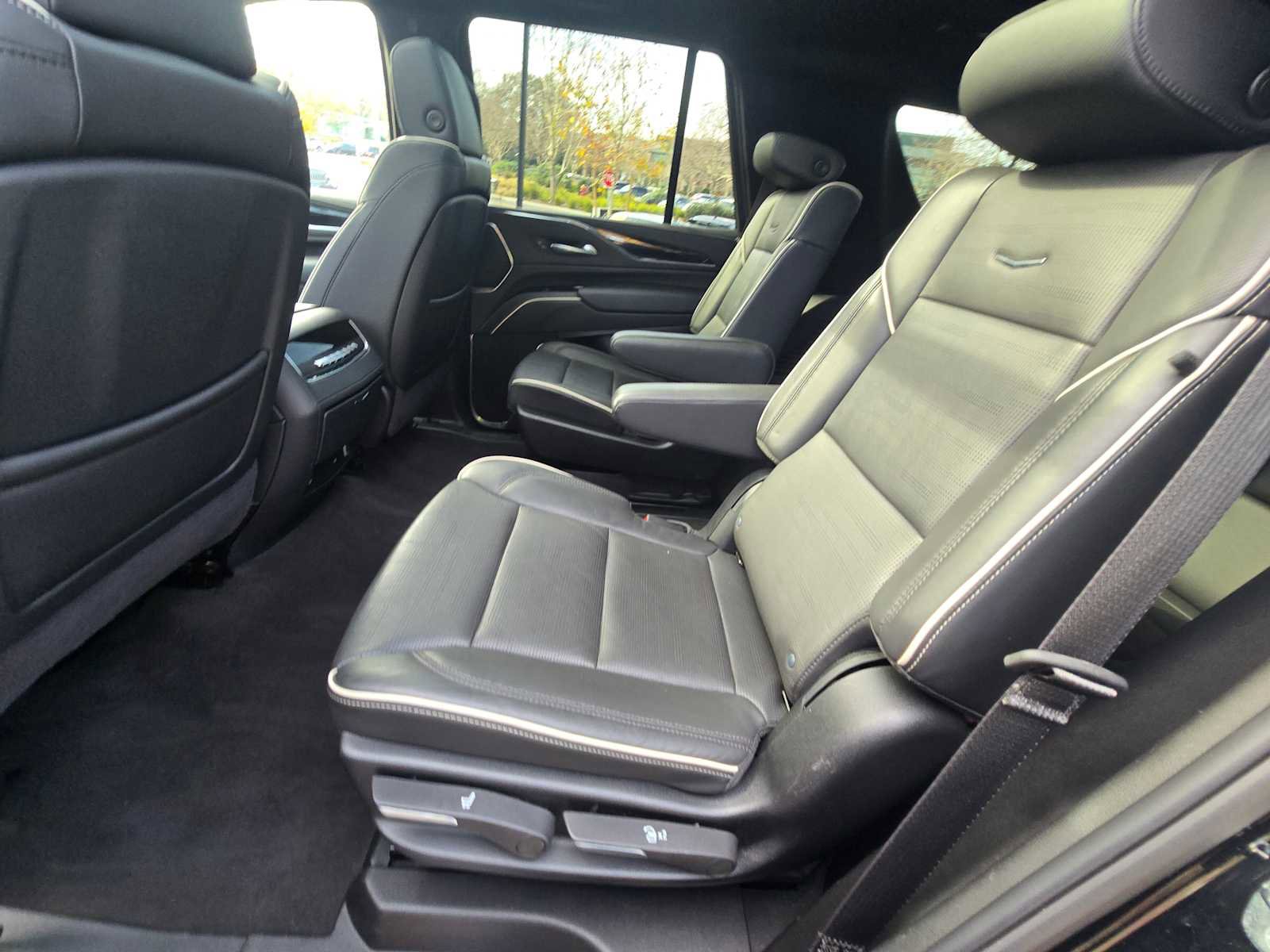 Used 2024 Cadillac Escalade Sport image 22