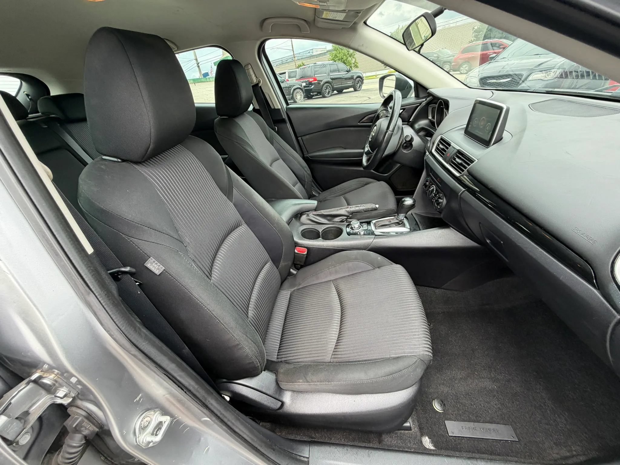 Used 2015 MAZDA MAZDA3 i Touring FWD image 26