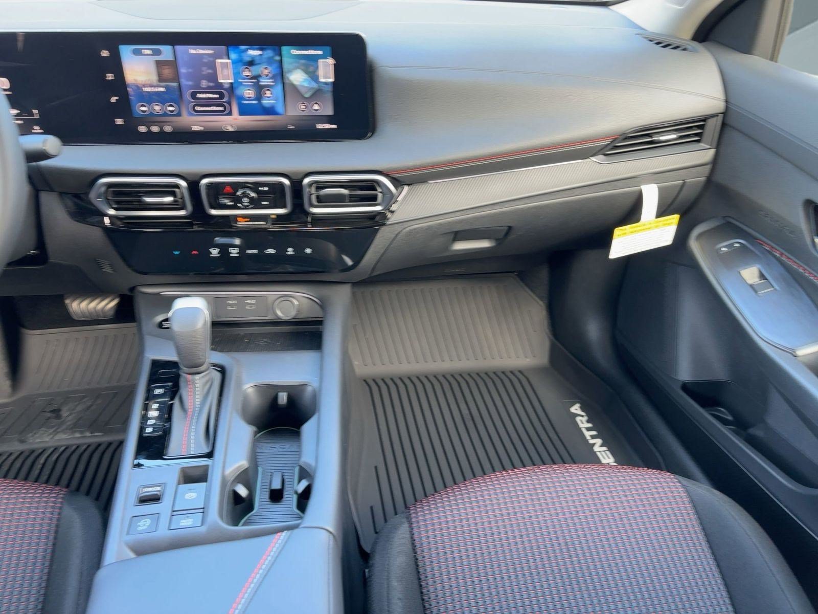 New 2026 Nissan Sentra SR w/ Floor Mat Package FWD image 27