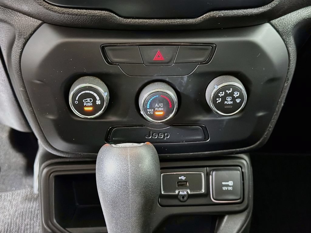 Used 2020 Jeep Renegade Sport FWD image 17