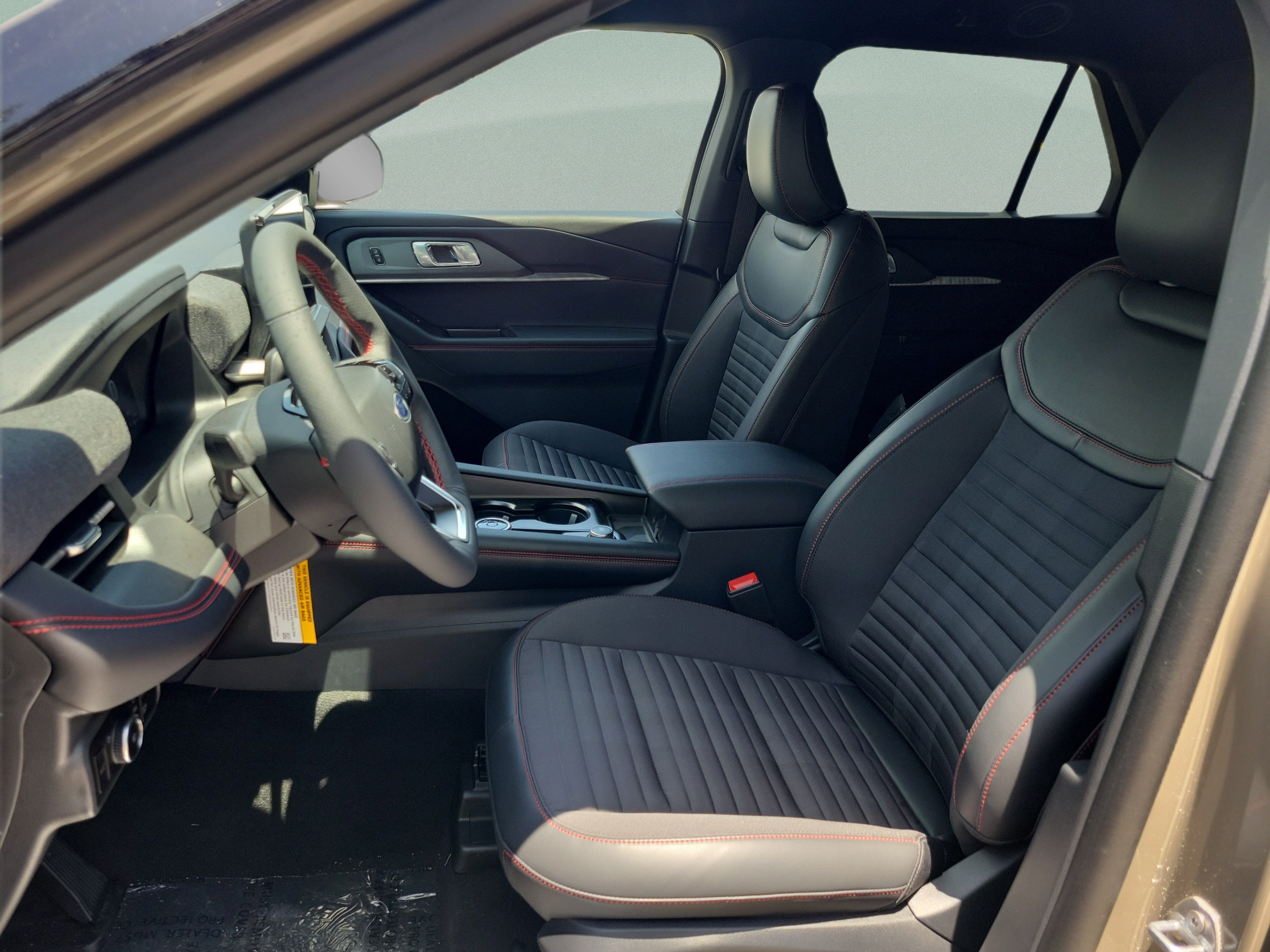 New 2026 Ford Explorer ST-Line w/ ST-Line Street Pack RWD image 15