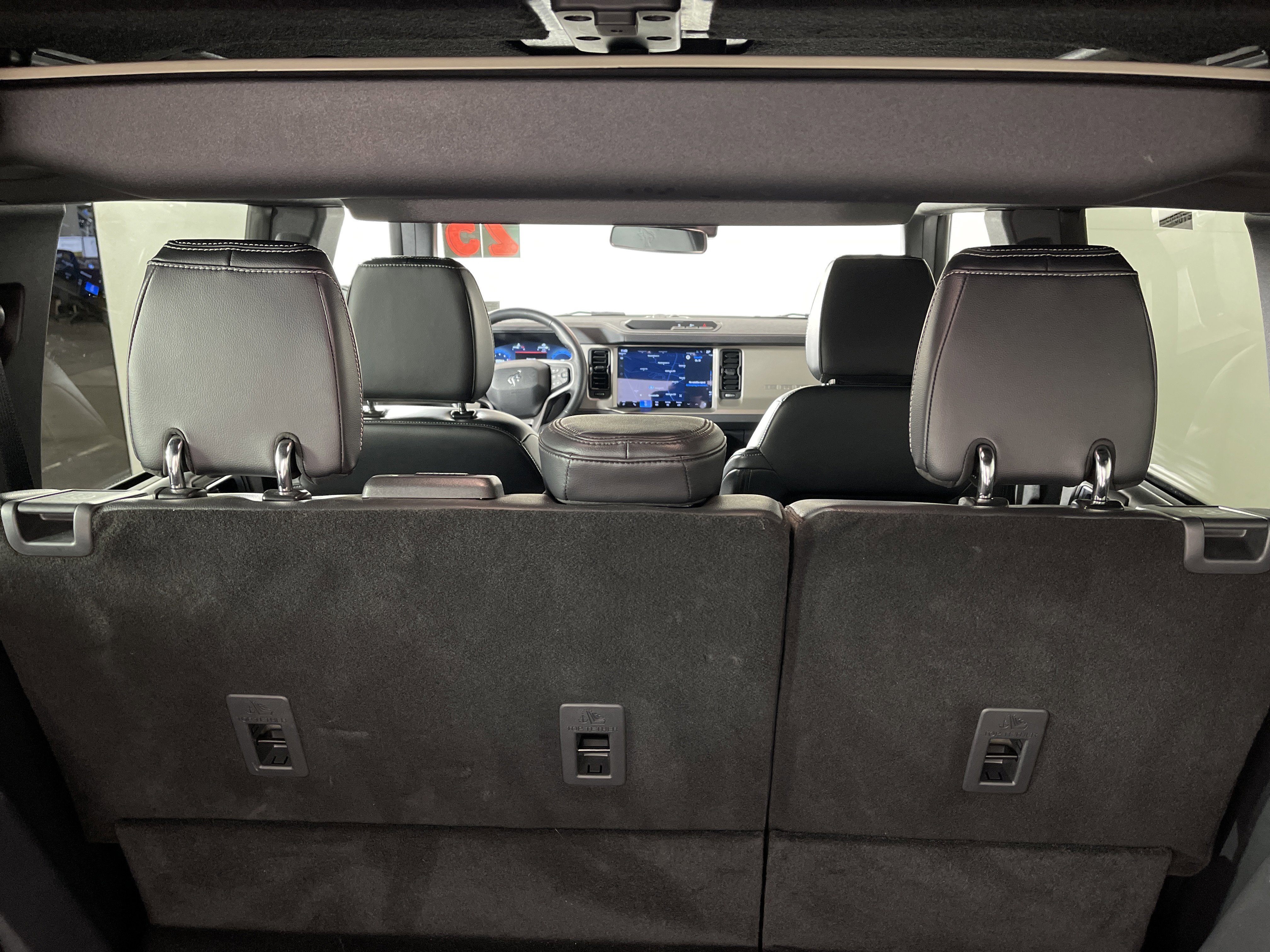 Used 2025 Ford Bronco Outer Banks image 14