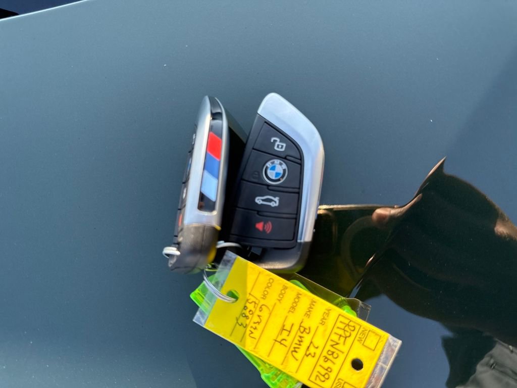 Used 2023 BMW i4 eDrive40 w/ M Sport Package image 31