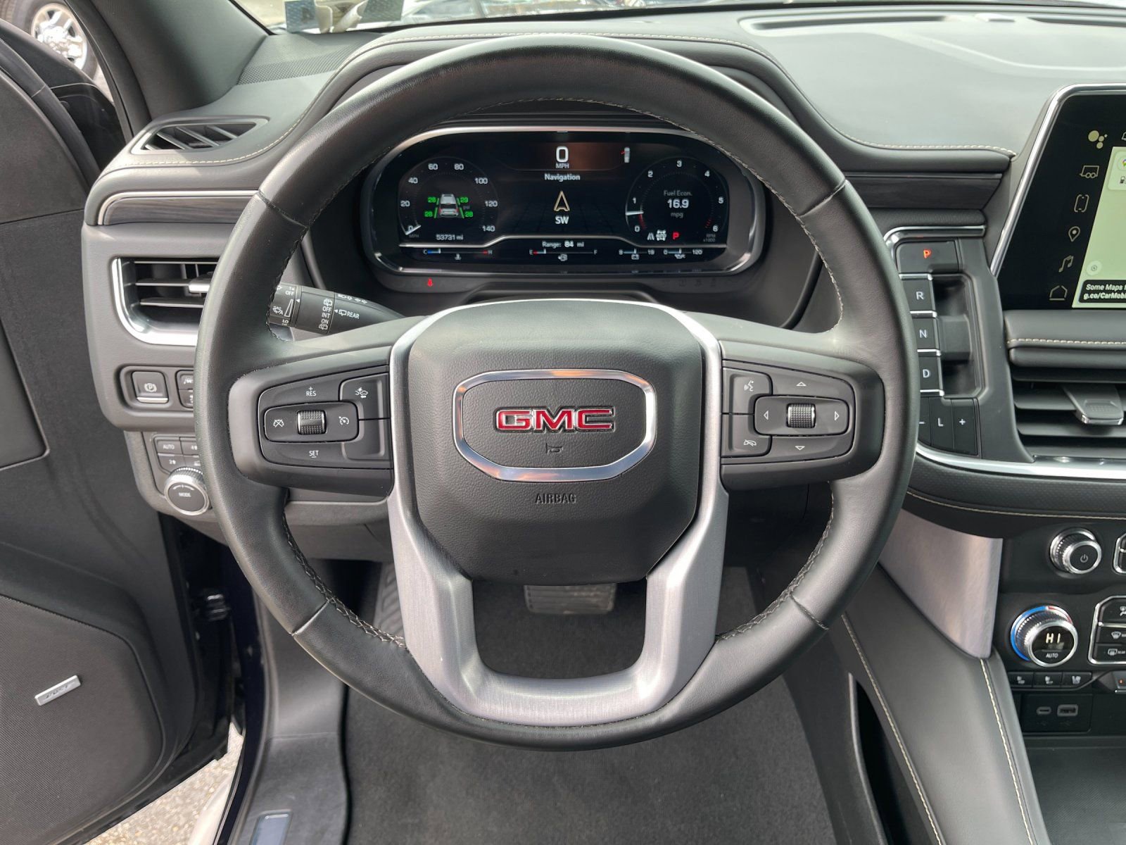 Used 2024 GMC Yukon SLT image 27