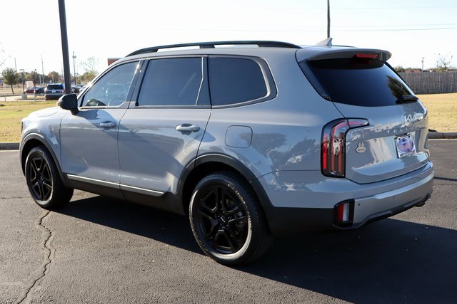 Used 2023 Kia Telluride EX X-Line image 18
