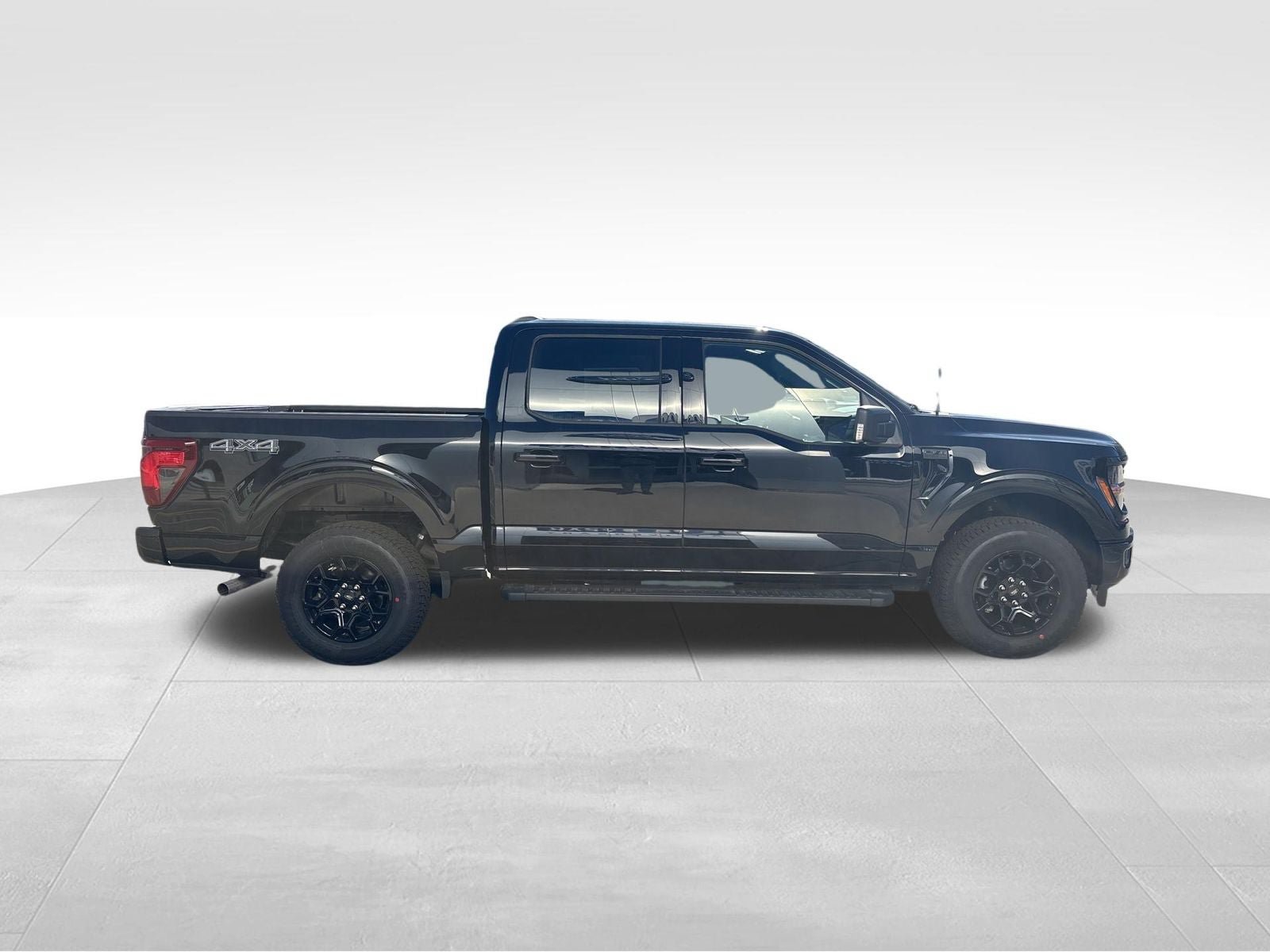 New 2026 Ford F150 XLT w/ Equipment Group 302A MID AWD/4WD image 7