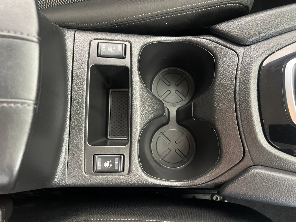 Used 2022 Nissan Rogue Sport SV AWD/4WD image 24