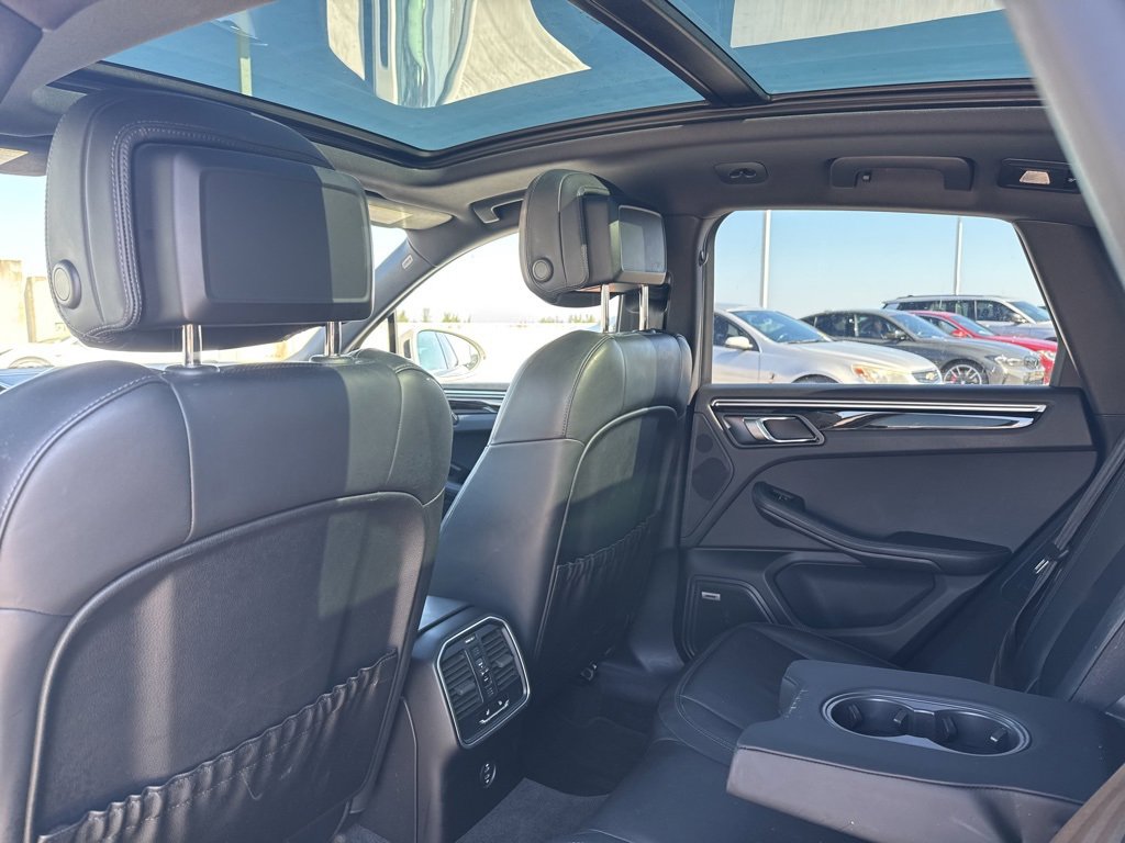 Used 2022 Porsche Macan S image 22