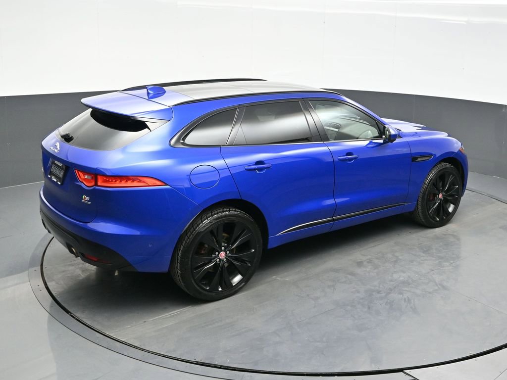 Used 2018 Jaguar F-PACE S AWD/4WD image 32