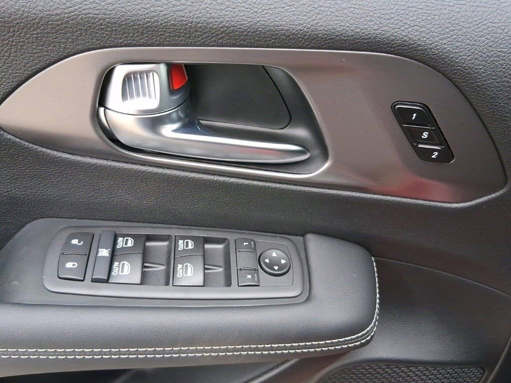 New 2026 Chrysler Pacifica Select image 27