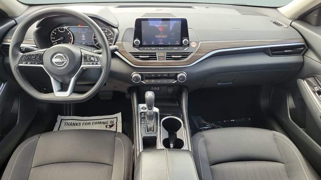 Used 2023 Nissan Altima 2.5 SV image 14