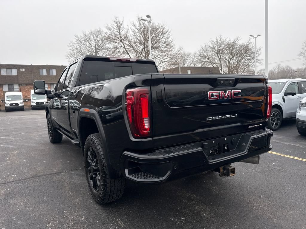 Used 2023 GMC Sierra 2500 Denali w/ Denali Black Diamond Edition image 9