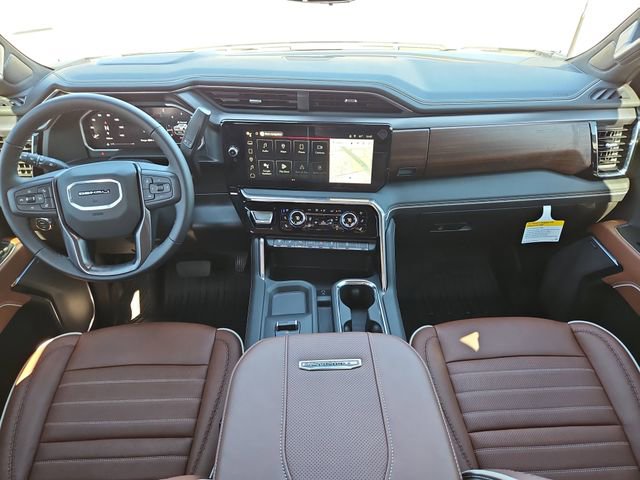 New 2026 GMC Sierra 2500 Denali Ultimate w/ LPO, Black Badging Package image 11