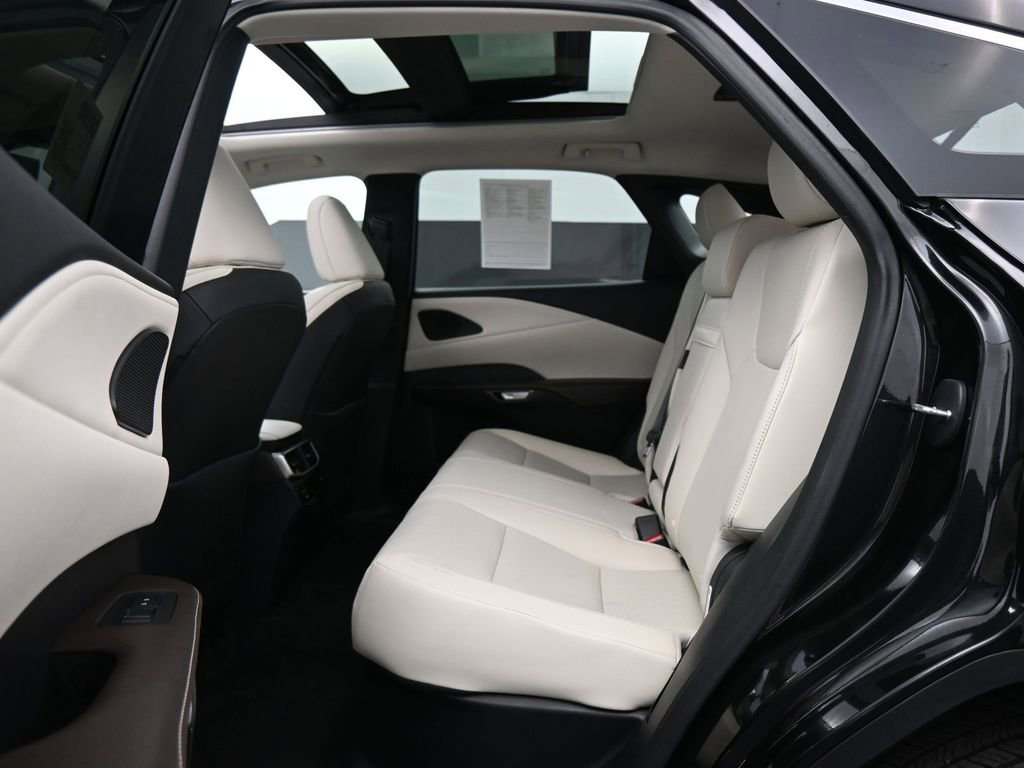 Used 2023 Lexus RX 350 Premium Plus w/ Accessory Package (Z1) image 17