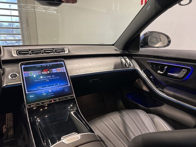 Used 2022 Mercedes-Benz S 580 4MATIC Sedan image 40