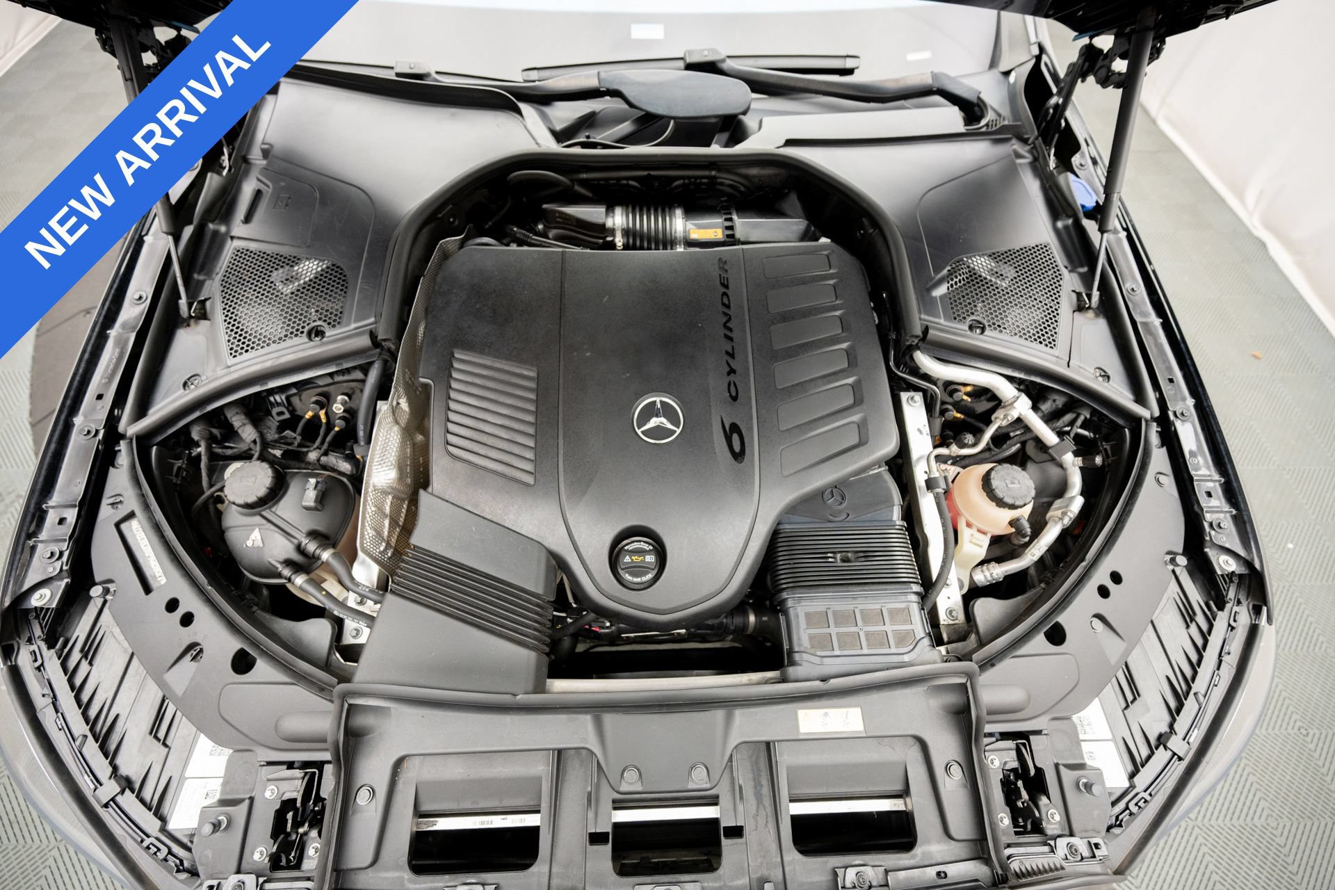 Used 2023 Mercedes-Benz S 500 4MATIC image 32
