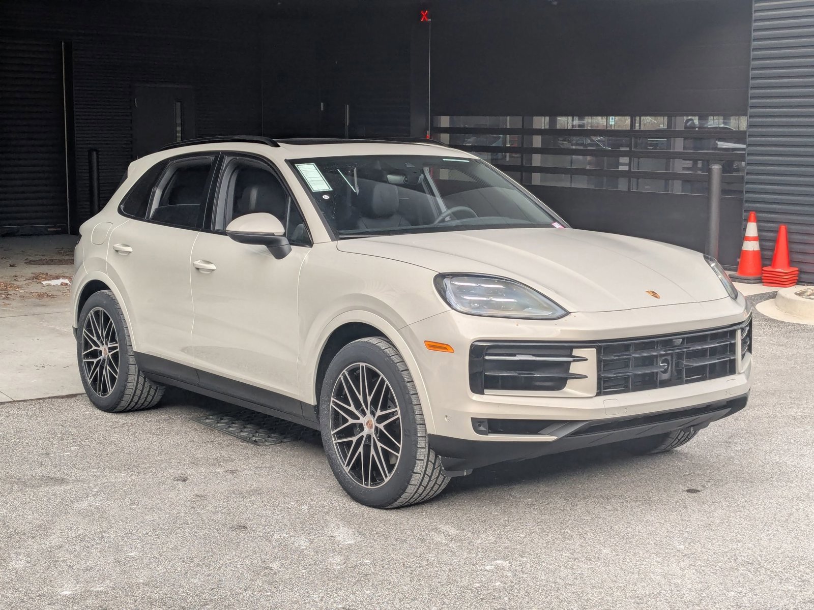 New 2026 Porsche Cayenne image 7
