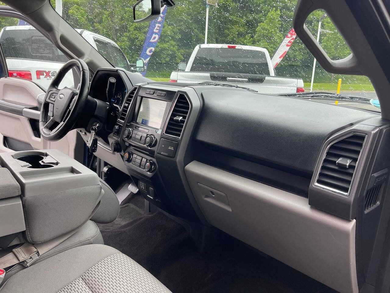 Used 2017 Ford F150 XLT w/ Equipment Group 302A Luxury AWD/4WD image 34