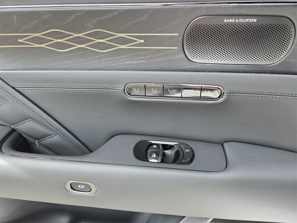 New 2026 Genesis G90 3.5T Prestige image 10