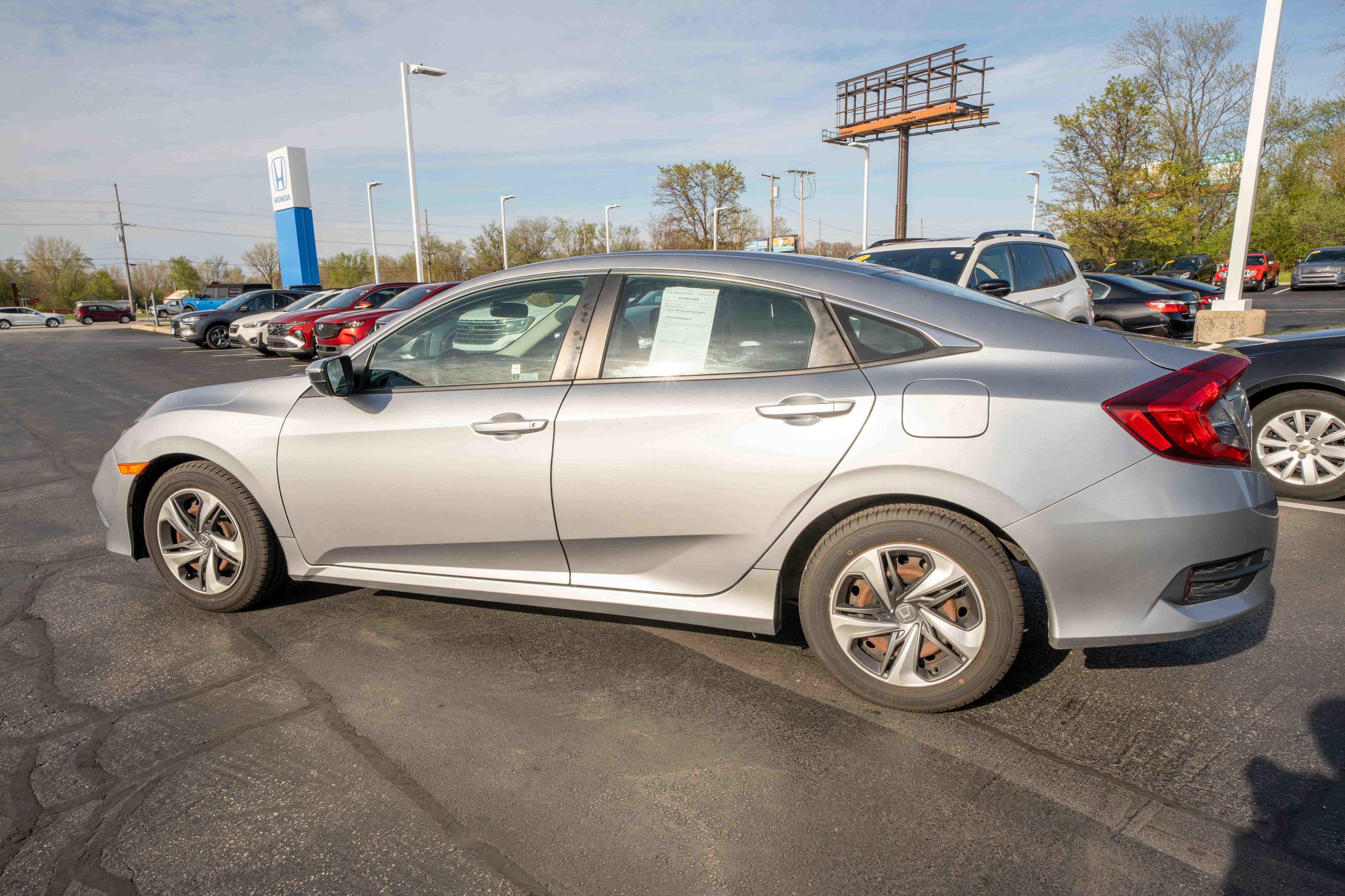 Used 2020 Honda Civic LX image 4