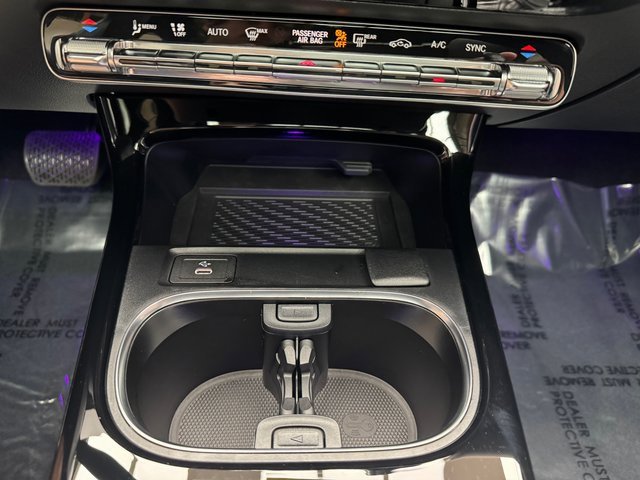 Used 2025 Mercedes-Benz CLA 250 4MATIC image 19