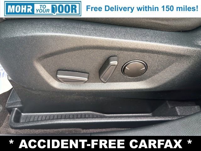 Used 2020 Ford Edge SE image 12