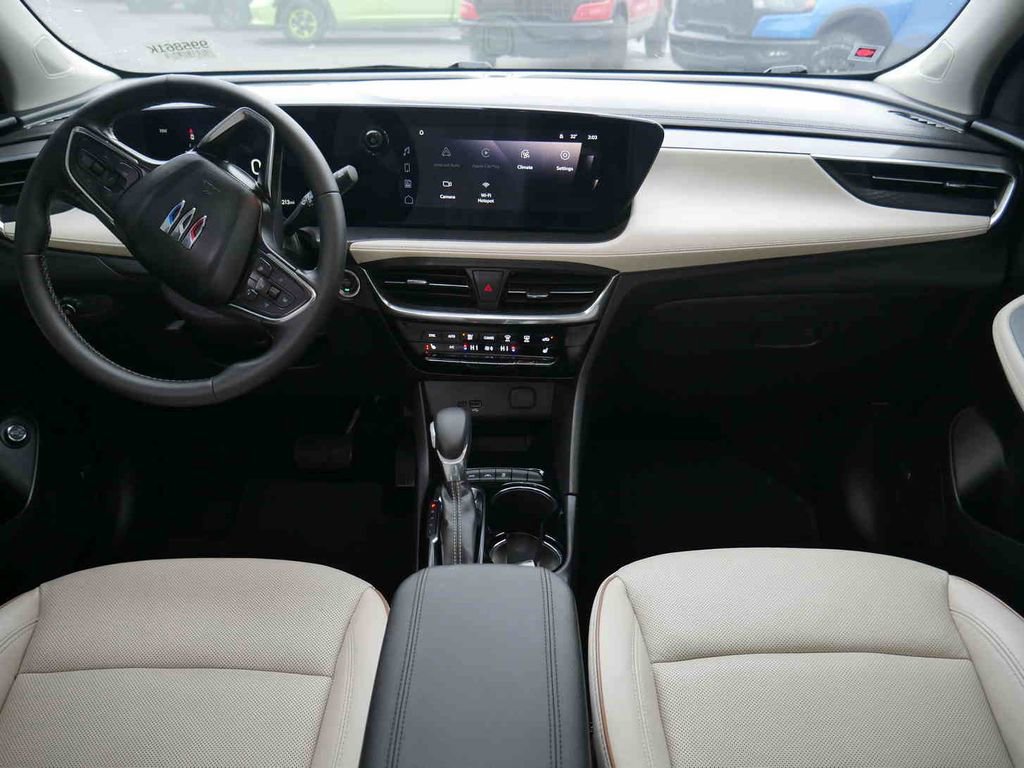 Used 2024 Buick Encore GX Avenir w/ Avenir Technology Package image 5