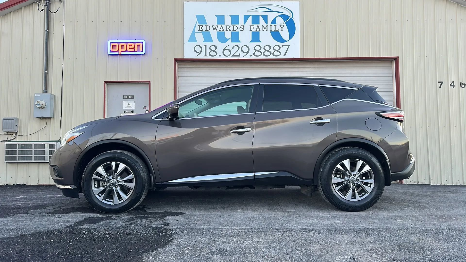 Used 2016 Nissan Murano SV image 16
