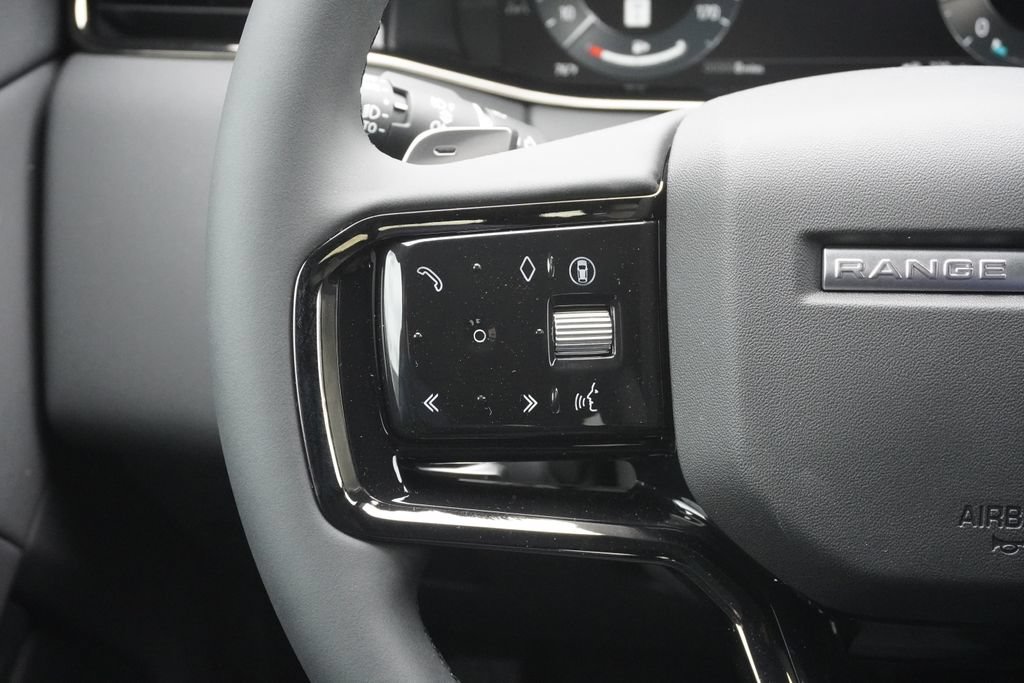 New 2026 Land Rover Range Rover Evoque S AWD/4WD image 12