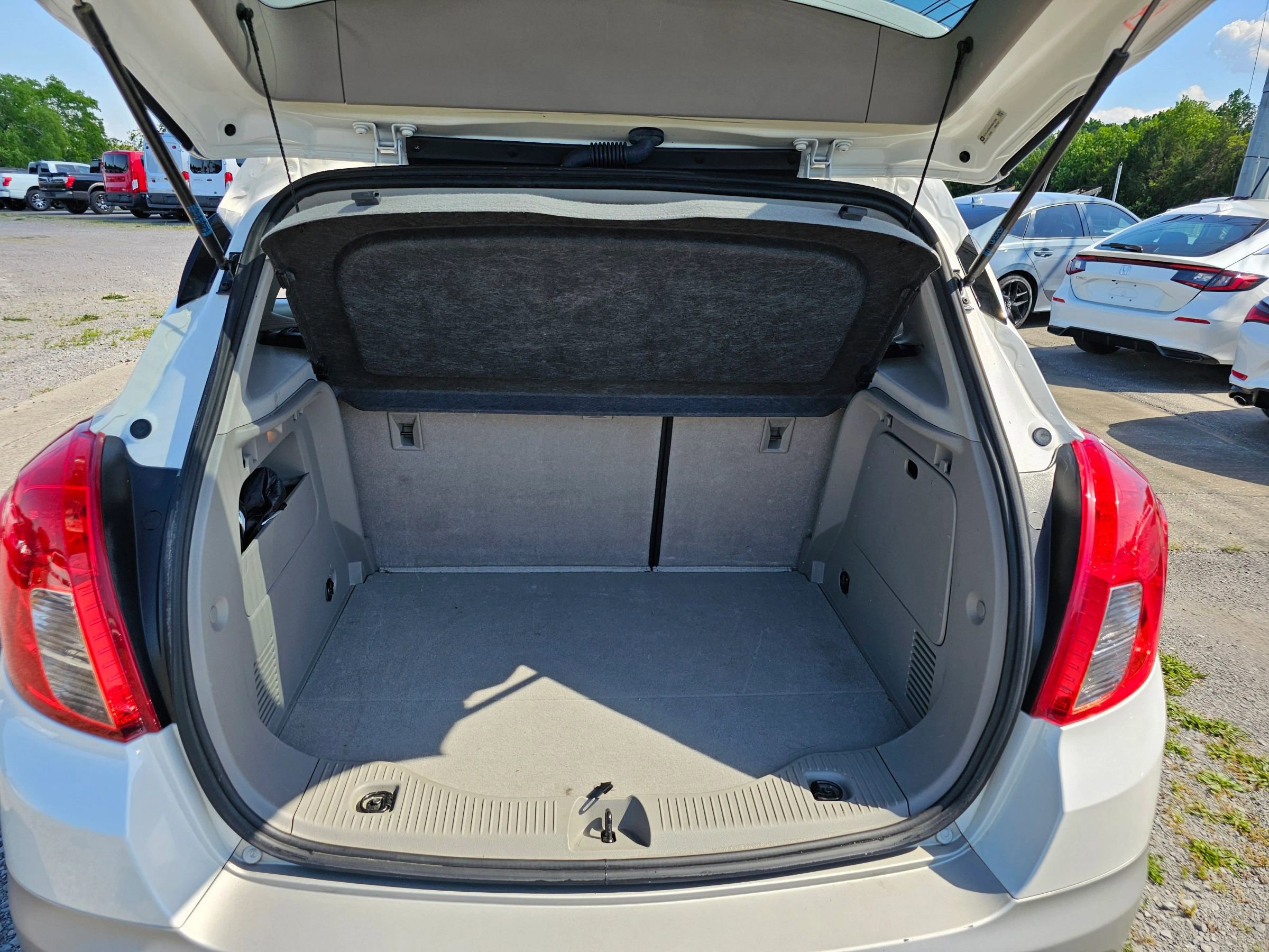 Used 2016 Buick Encore FWD image 14