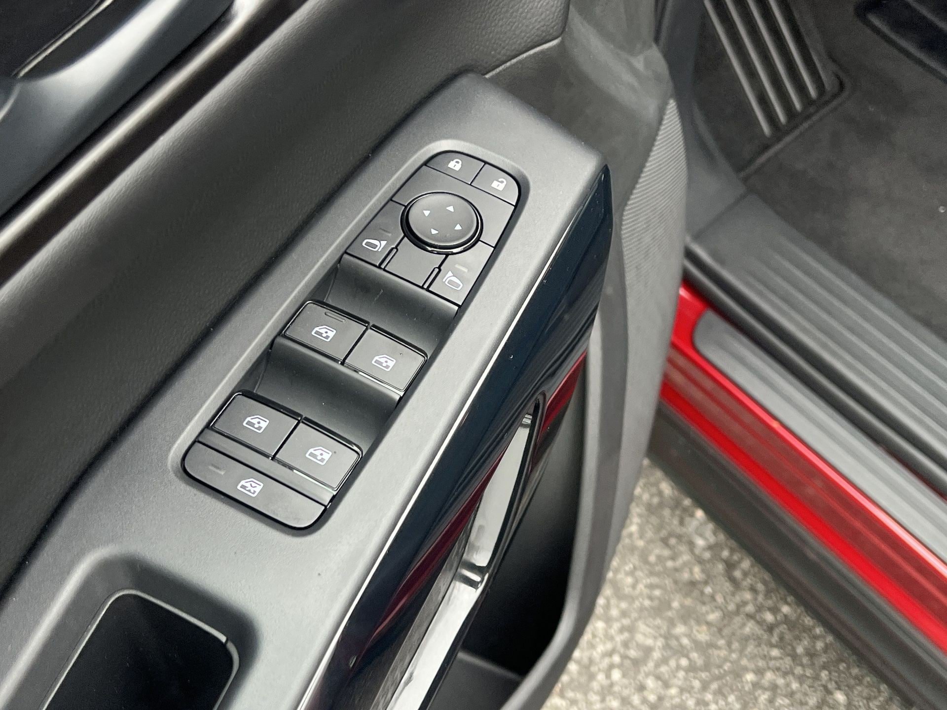 New 2026 Nissan Pathfinder SV AWD/4WD image 15