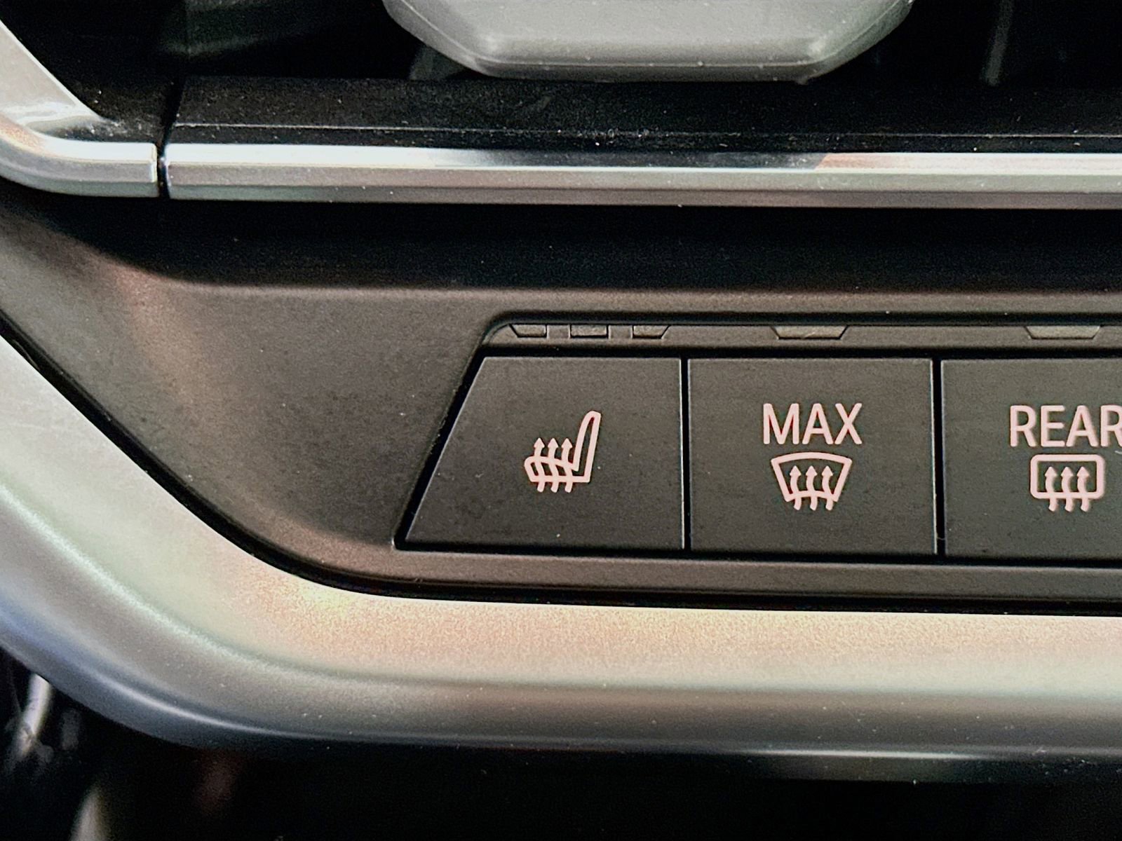 Used 2024 BMW X3 xDrive30i image 21