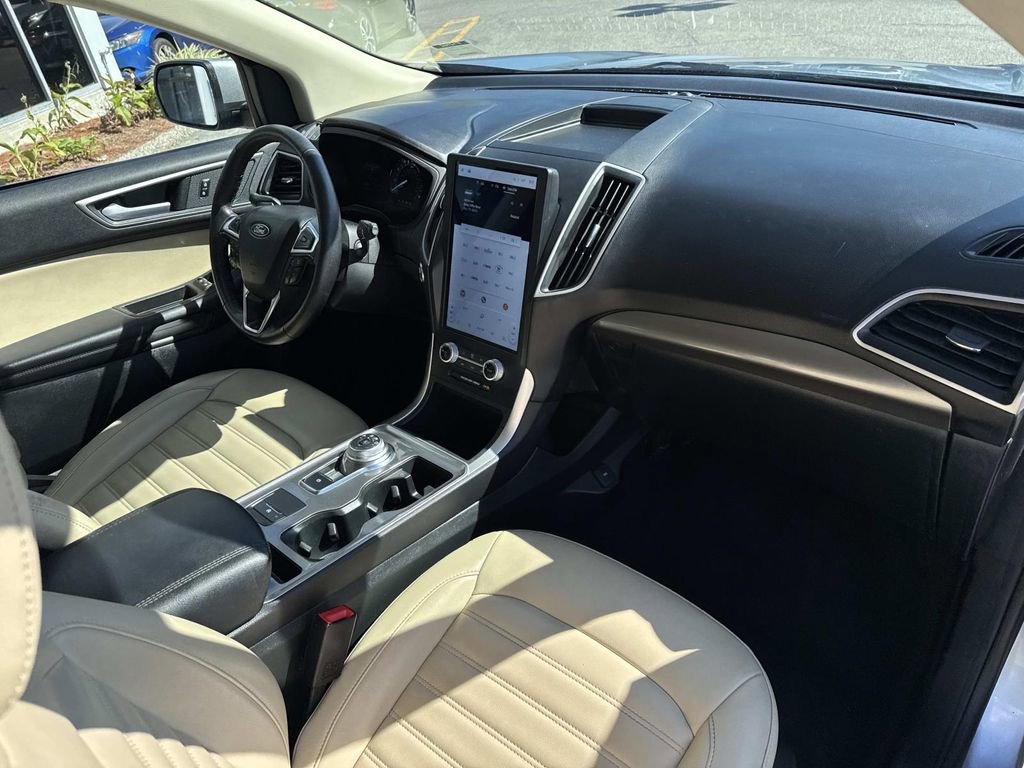 Used 2024 Ford Edge SEL image 13