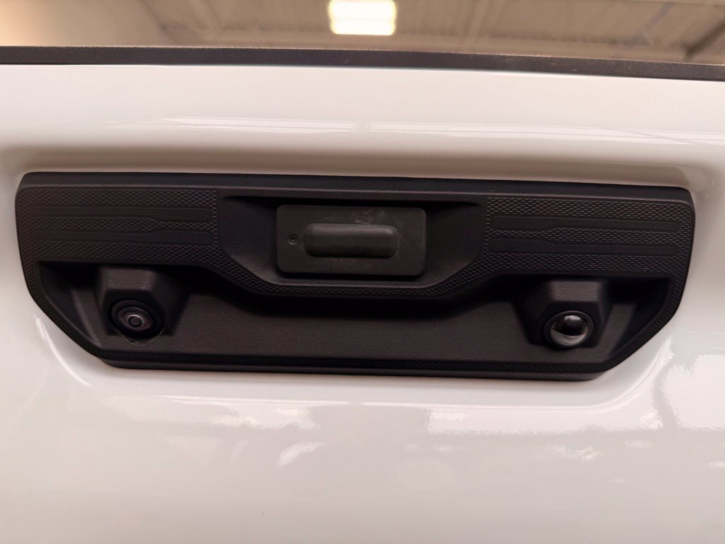 Used 2026 Chevrolet Silverado 2500 LT AWD/4WD image 9